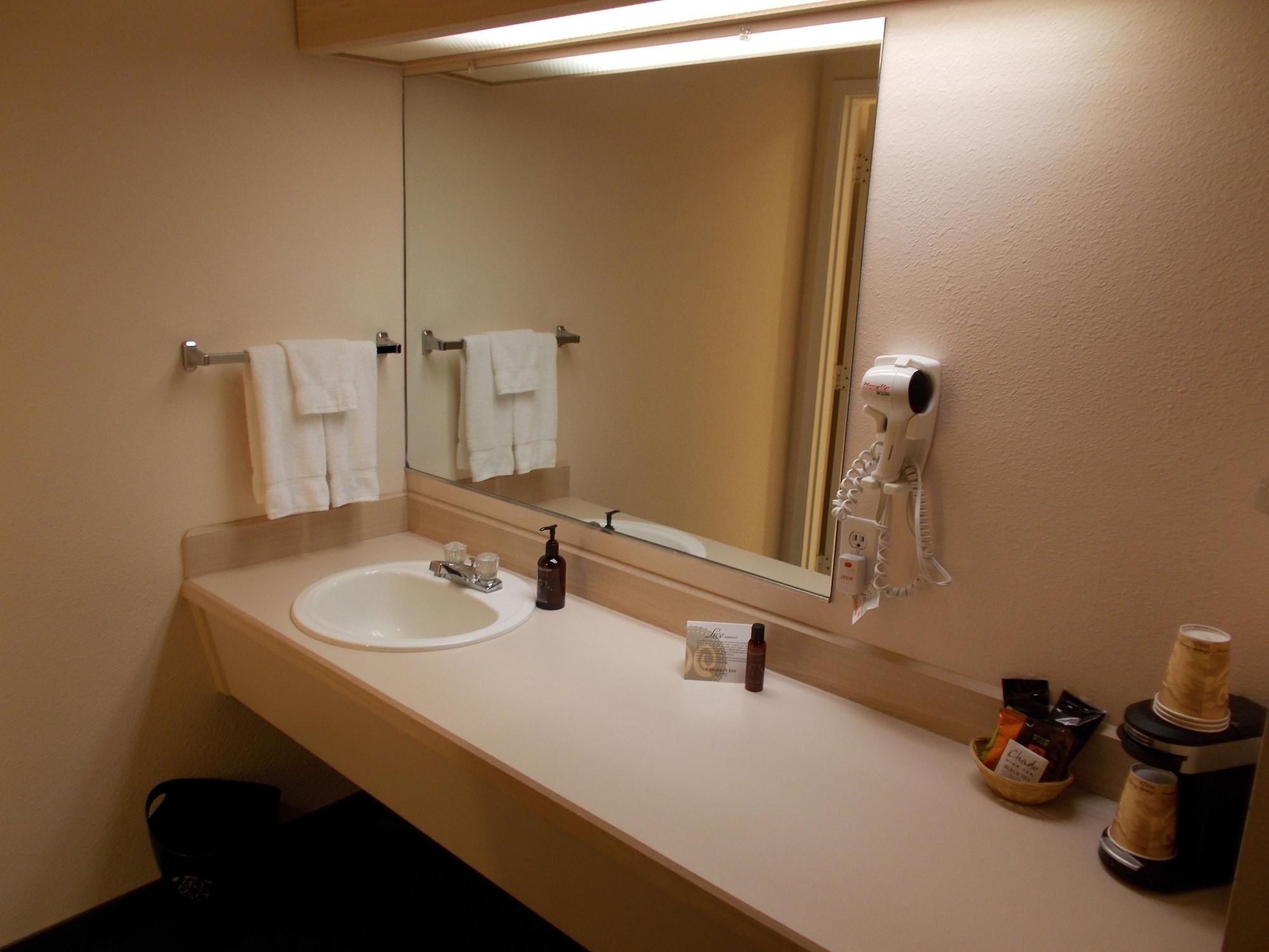 Cimarron Inn Klamath Falls Buitenkant foto