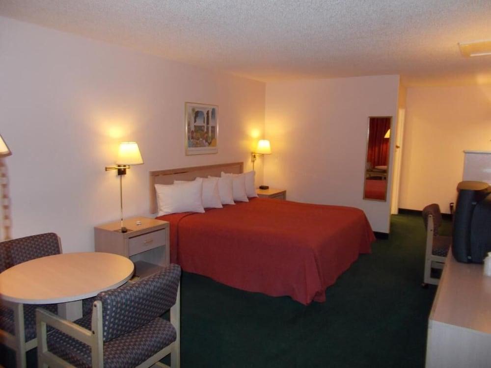 Cimarron Inn Klamath Falls Buitenkant foto