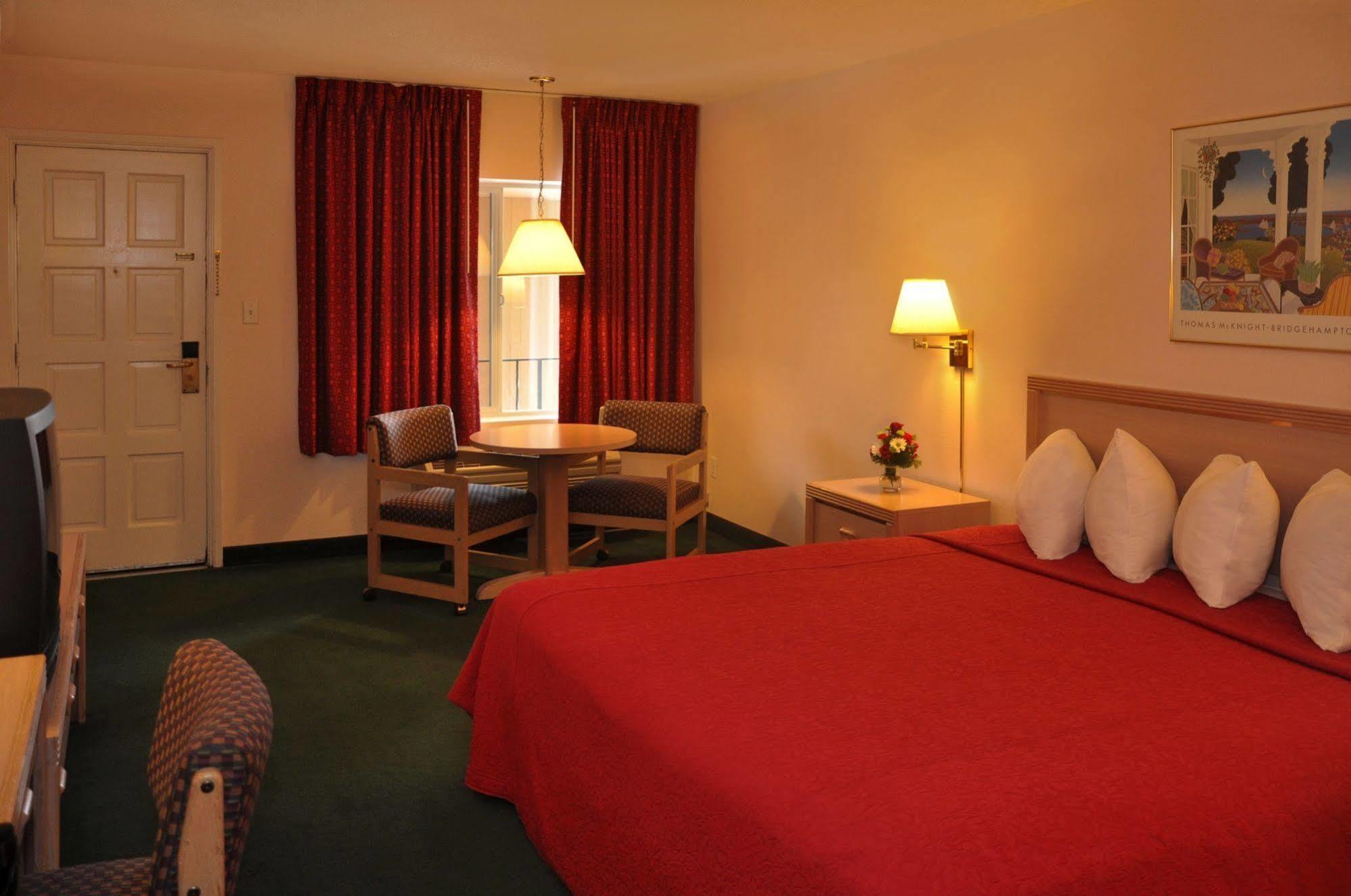 Cimarron Inn Klamath Falls Buitenkant foto