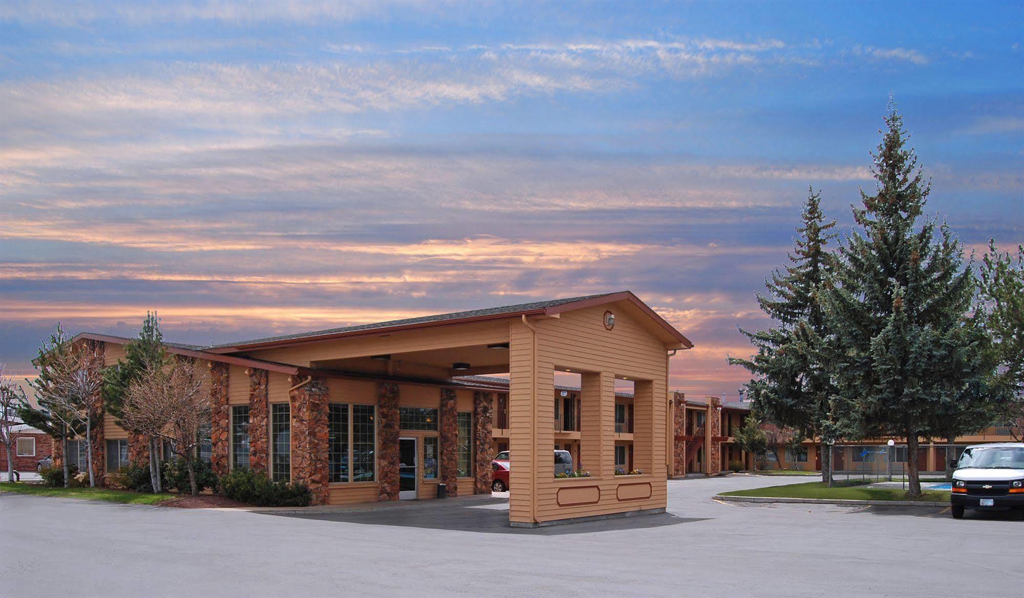 Cimarron Inn Klamath Falls Buitenkant foto